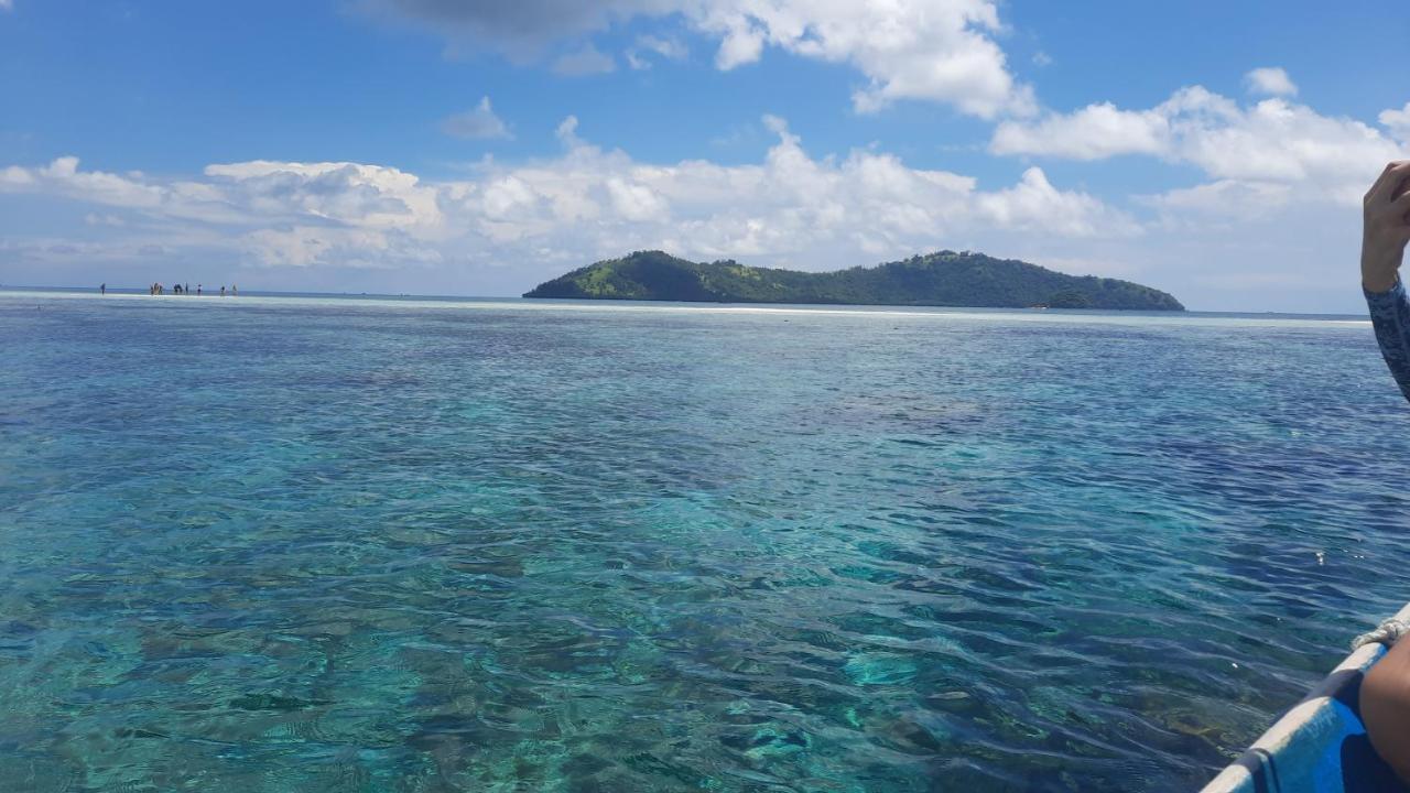 Guesthouse The 4 Fish Manado Eksteriør bilde