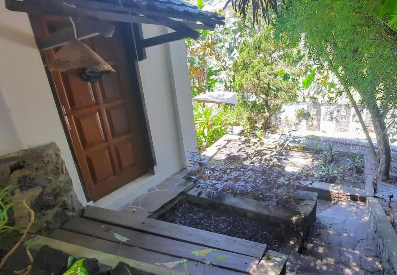 Guesthouse The 4 Fish Manado Eksteriør bilde