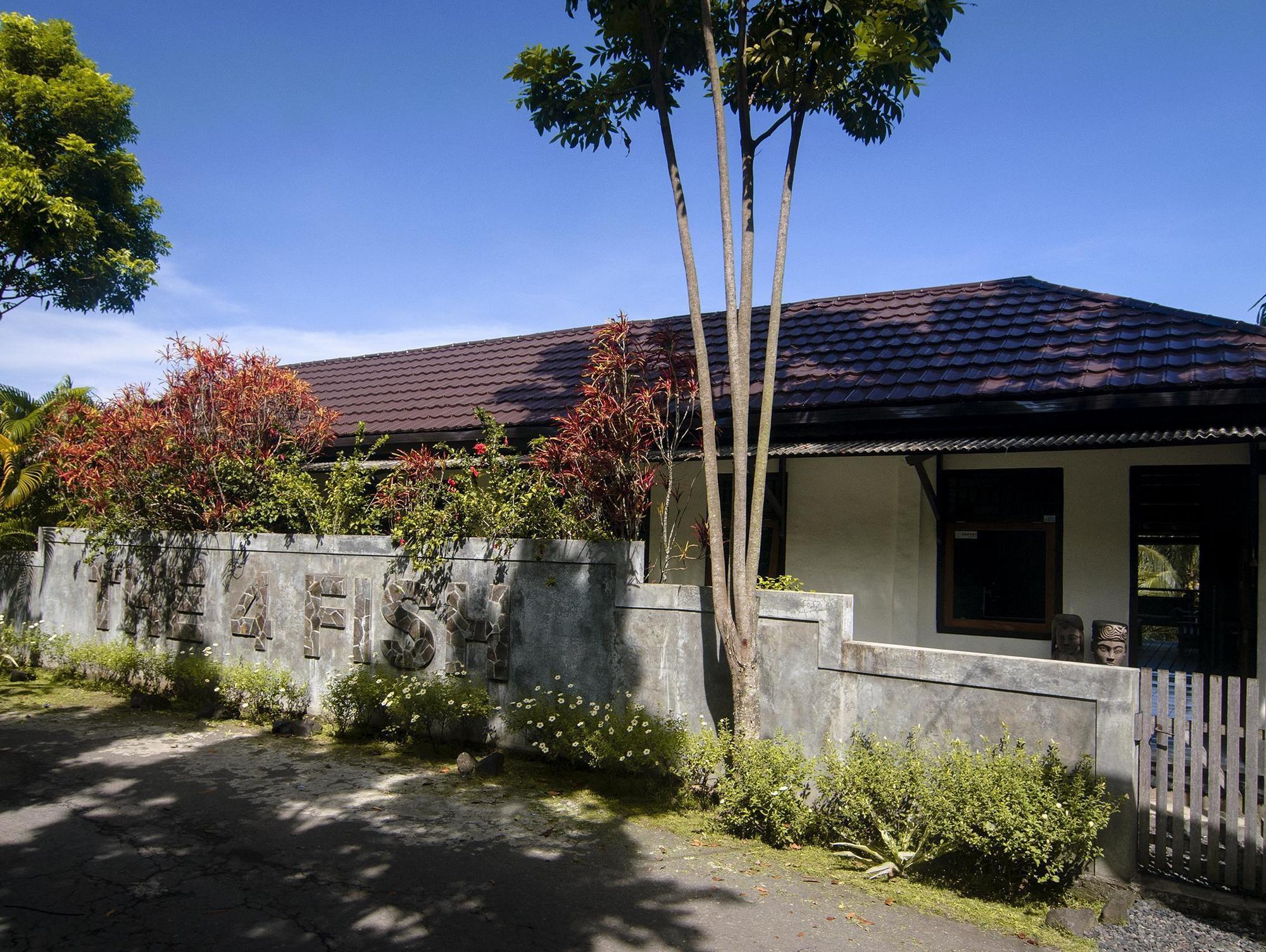 Guesthouse The 4 Fish Manado Eksteriør bilde